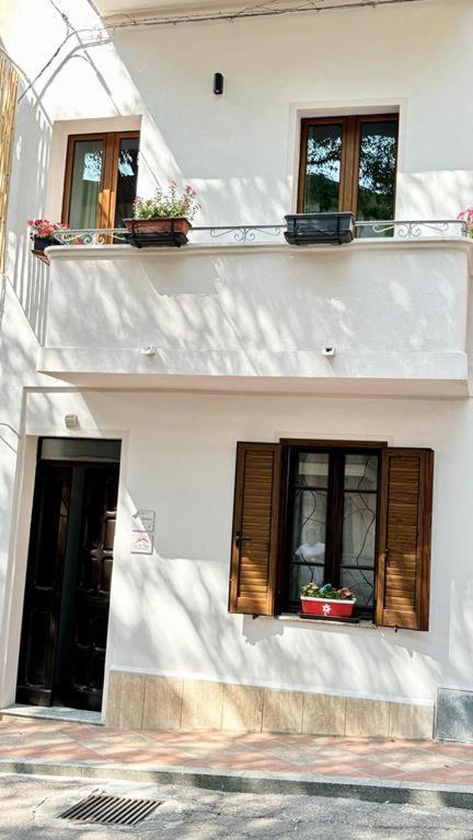 Casa Del Corso Hotell Dorgali Exteriör bild