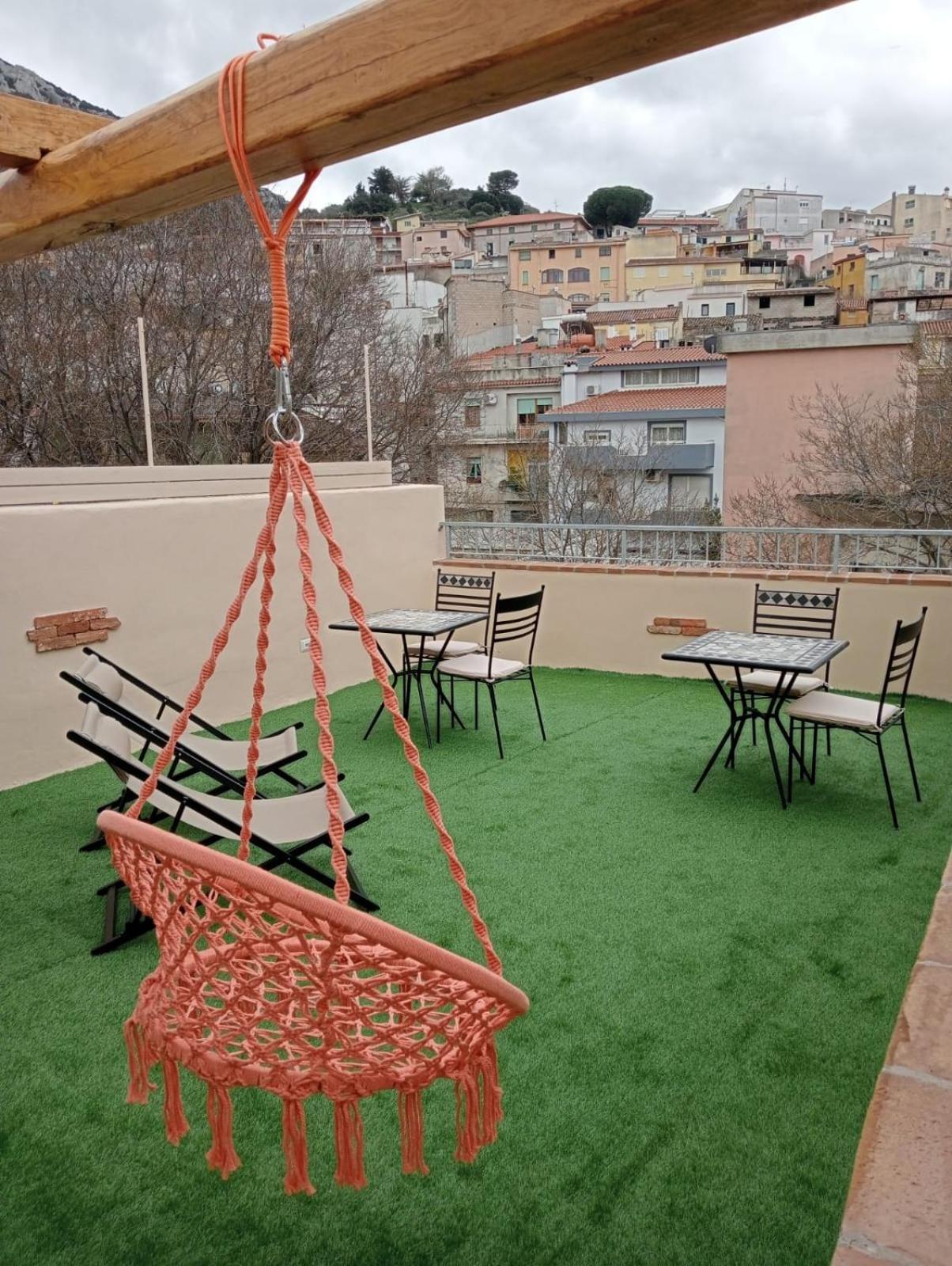 Casa Del Corso Hotell Dorgali Exteriör bild